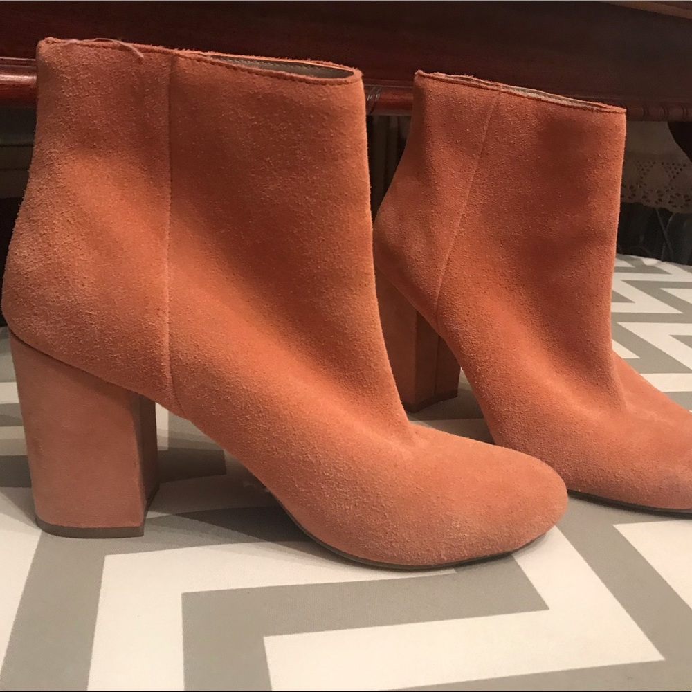 Kenneth Cole Reaction Booties